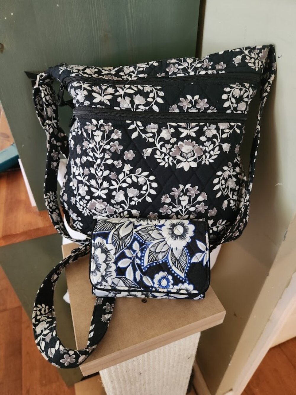 nice 2 pack of vera Bradley